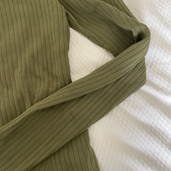 Ted Baker Ribbed Olive Green Sweater top - Picture 5 of 9